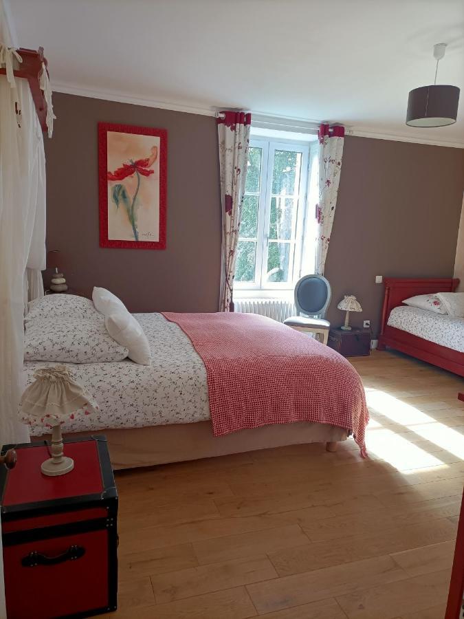 Le Manoir "Aux Douves" Bed & Breakfast Bazoges-en-Paillers Exterior foto