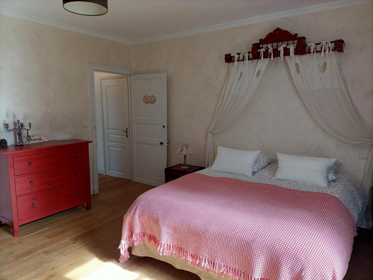 Le Manoir "Aux Douves" Bed & Breakfast Bazoges-en-Paillers Exterior foto